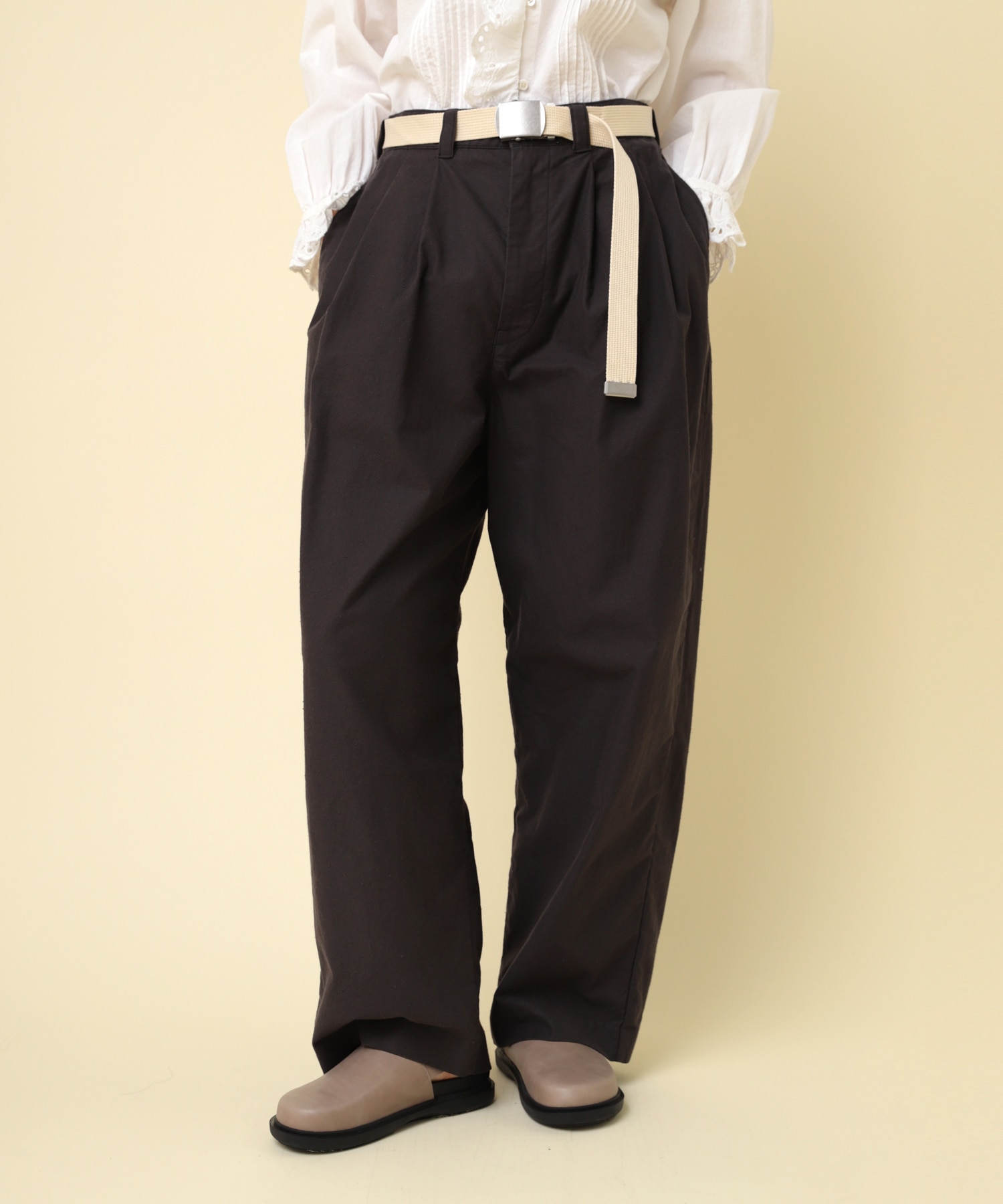 R4312 ベルト付きチノパン(F スミクロ): パンツ - RNA ONLINE STORE