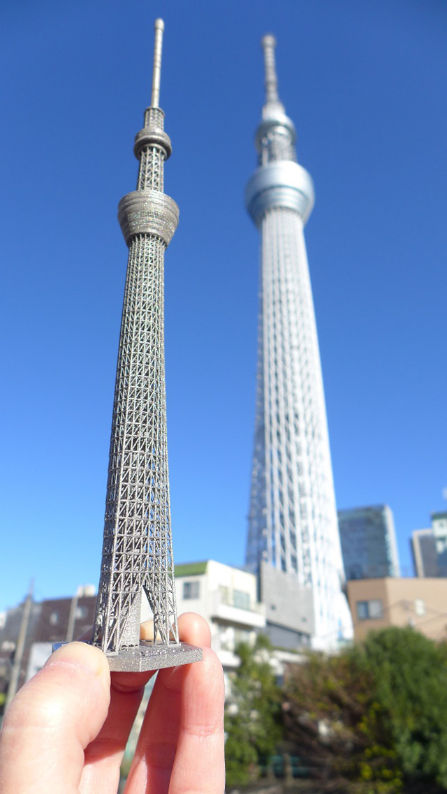 高さ25.36センチの東京スカイツリー 3Dプリンターで内部の柱まで再現
