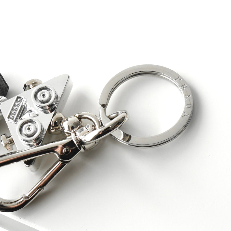 プラダ ロボット キーホルダー キーリング チャーム 三角プレート