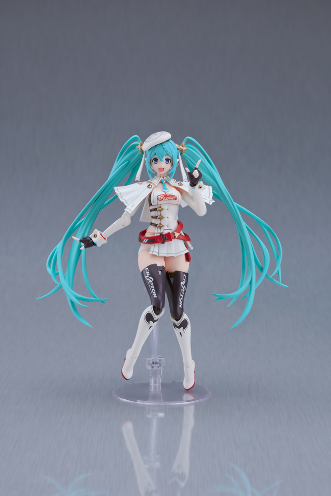初音ミク GTプロジェクト」より、専用キャラクター「レーシングミク