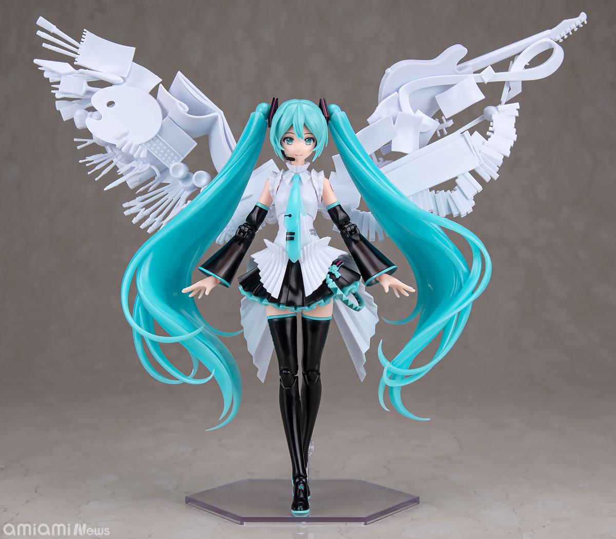 PLAMATEA 『キャラクター・ボーカル・シリーズ01 初音ミク』 Happy