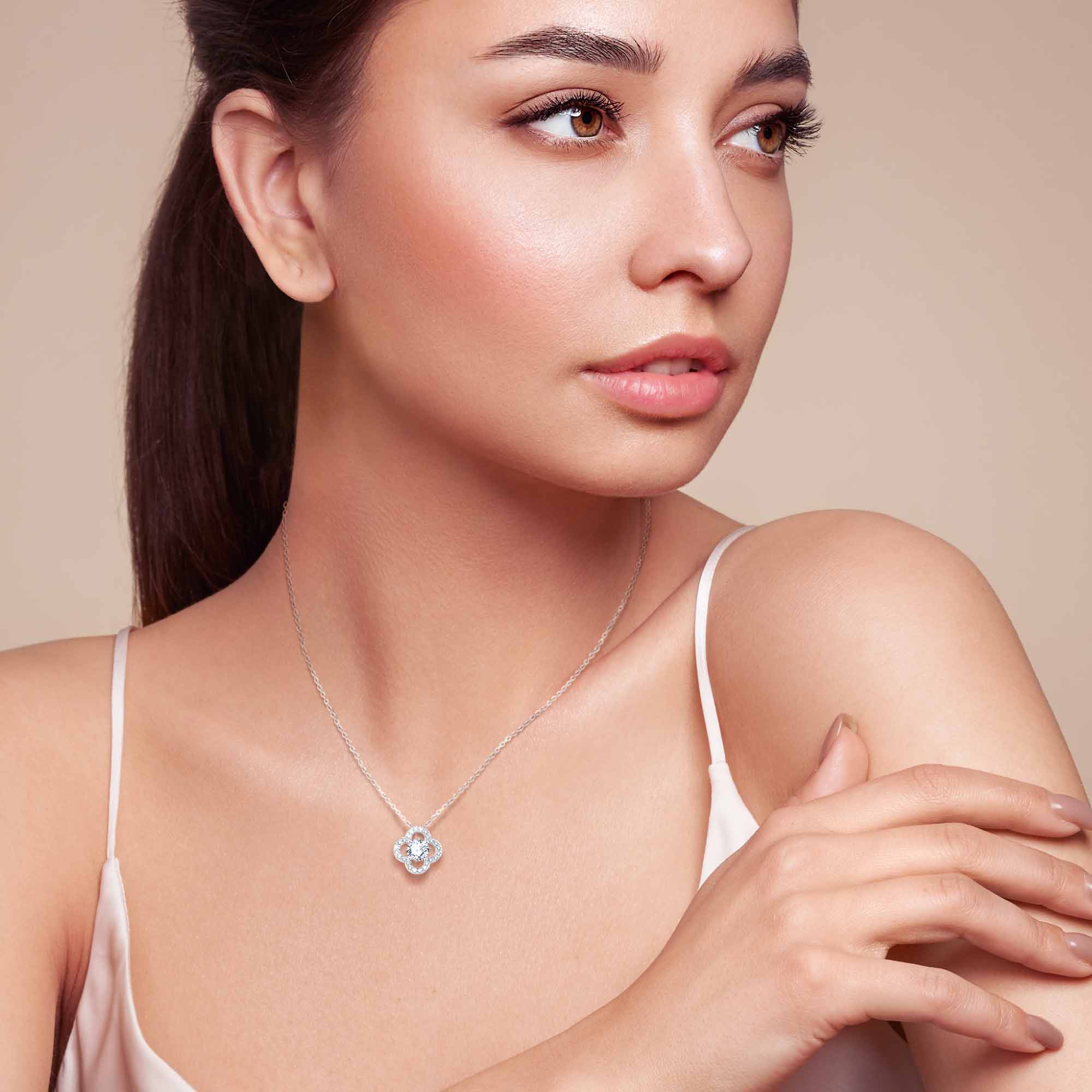 0.99ct モアサナイト フラワー ソリティア ネックレス シルバー925