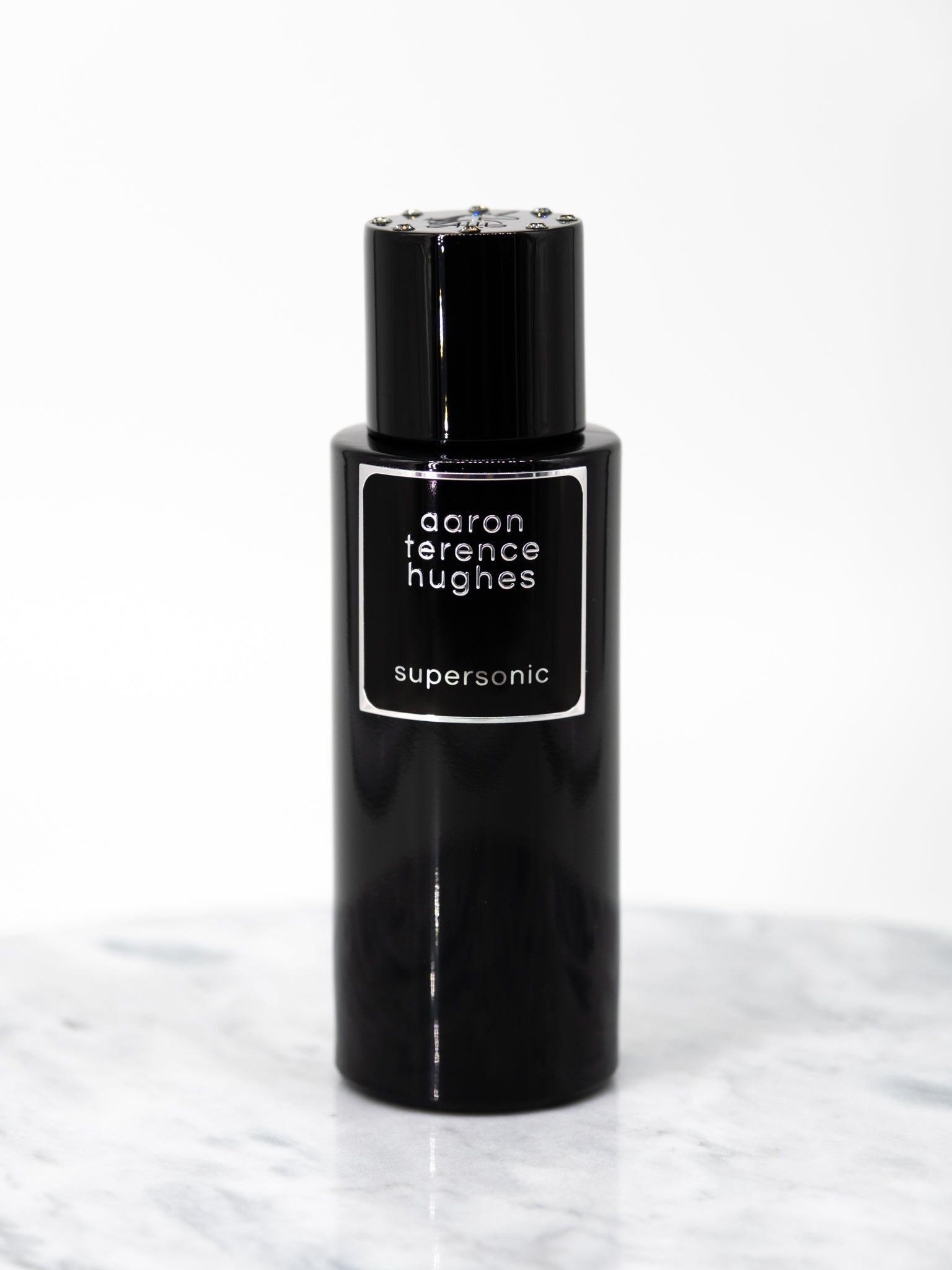 Supersonic Aaron Terence Hughes Sample – Niche Addiction