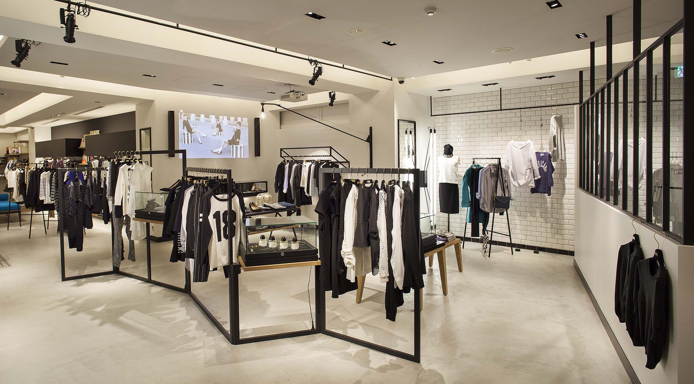 MUSE de Deuxieme classe青山 | ニチイロ建築計画