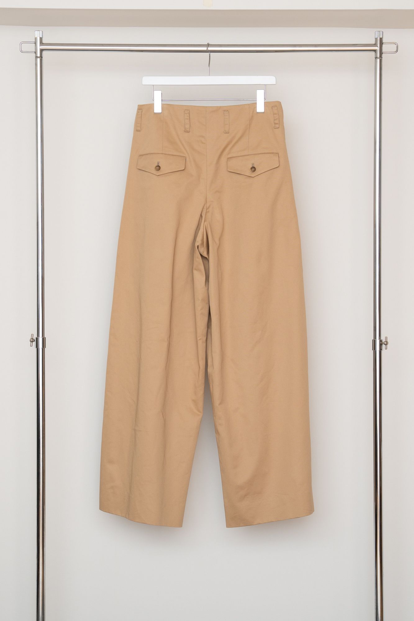 Rich I - TUCK WIDE TROUSERS（BEIGE） | niki
