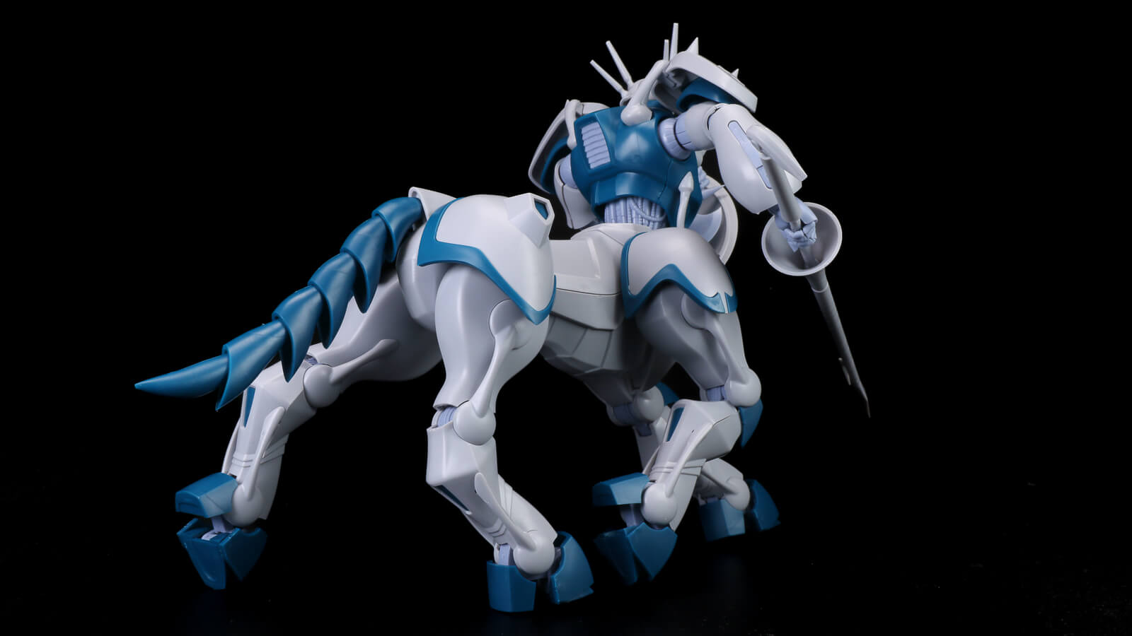 1984年のロボットブームに輝く個性あふれるデザインを2025年に「最新