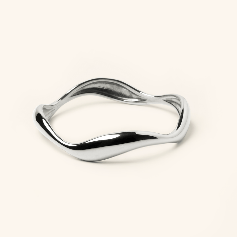 Wave Bangle | Nominal