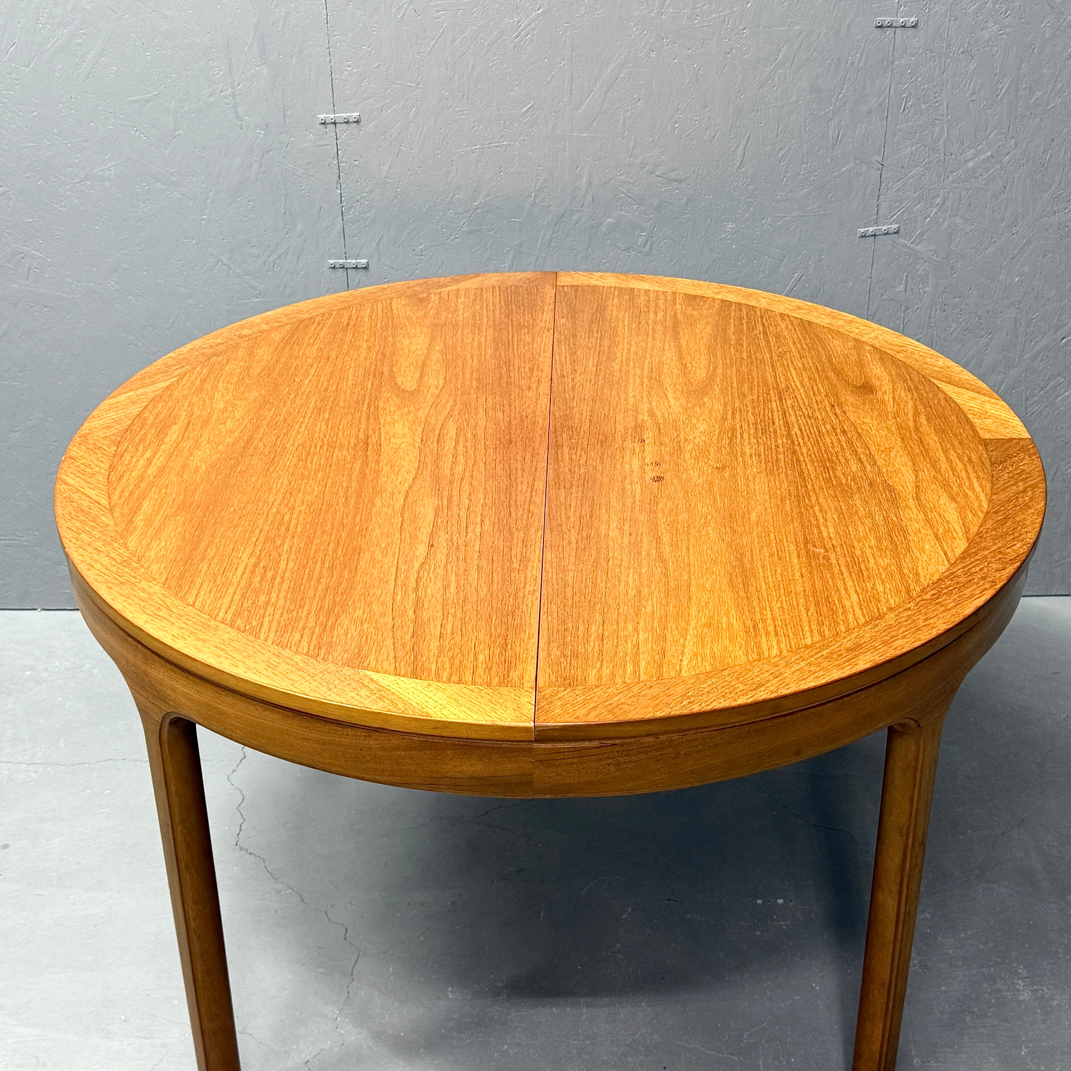 Nathan(ネイサン) / EXTENSION ROUND TABLE エクステンション ラウンド