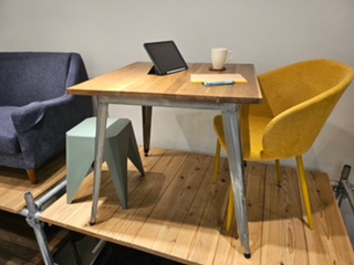 ダイニングテーブルご紹介】 - スタッフブログ