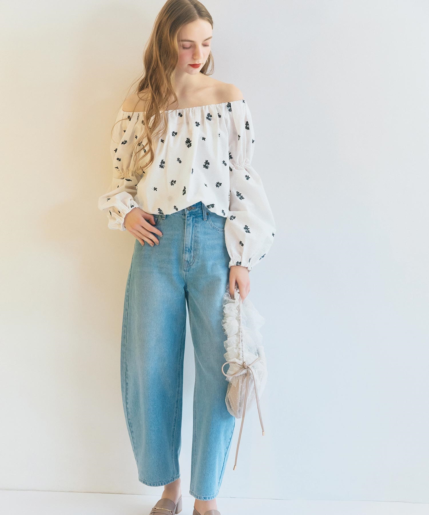 カーブシルエットデニムパンツ | デニムパンツ | NOELA OFFICIAL WEB STORE