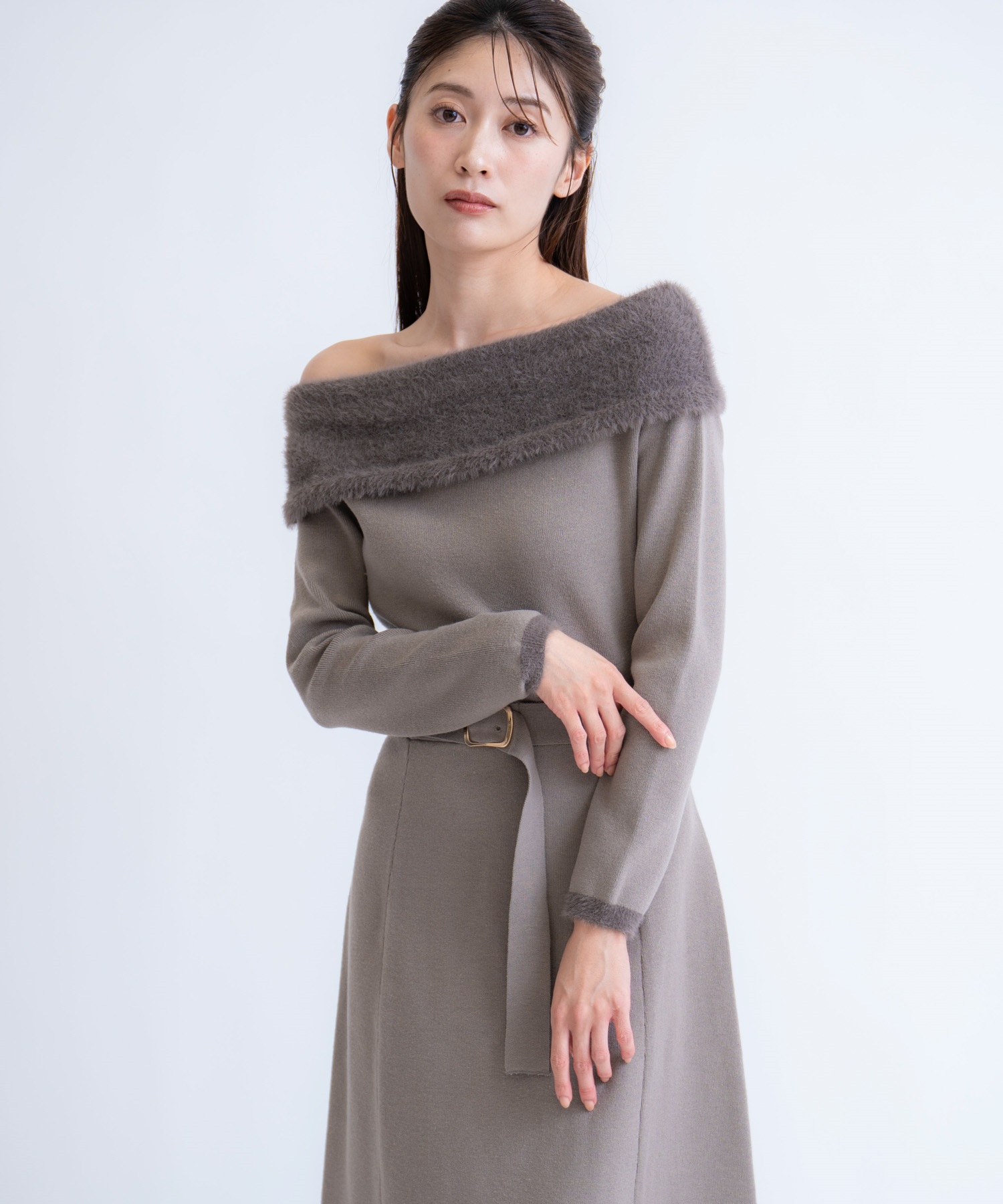 フェザートリム配色ドッキングワンピース | ニットワンピース | NOELA