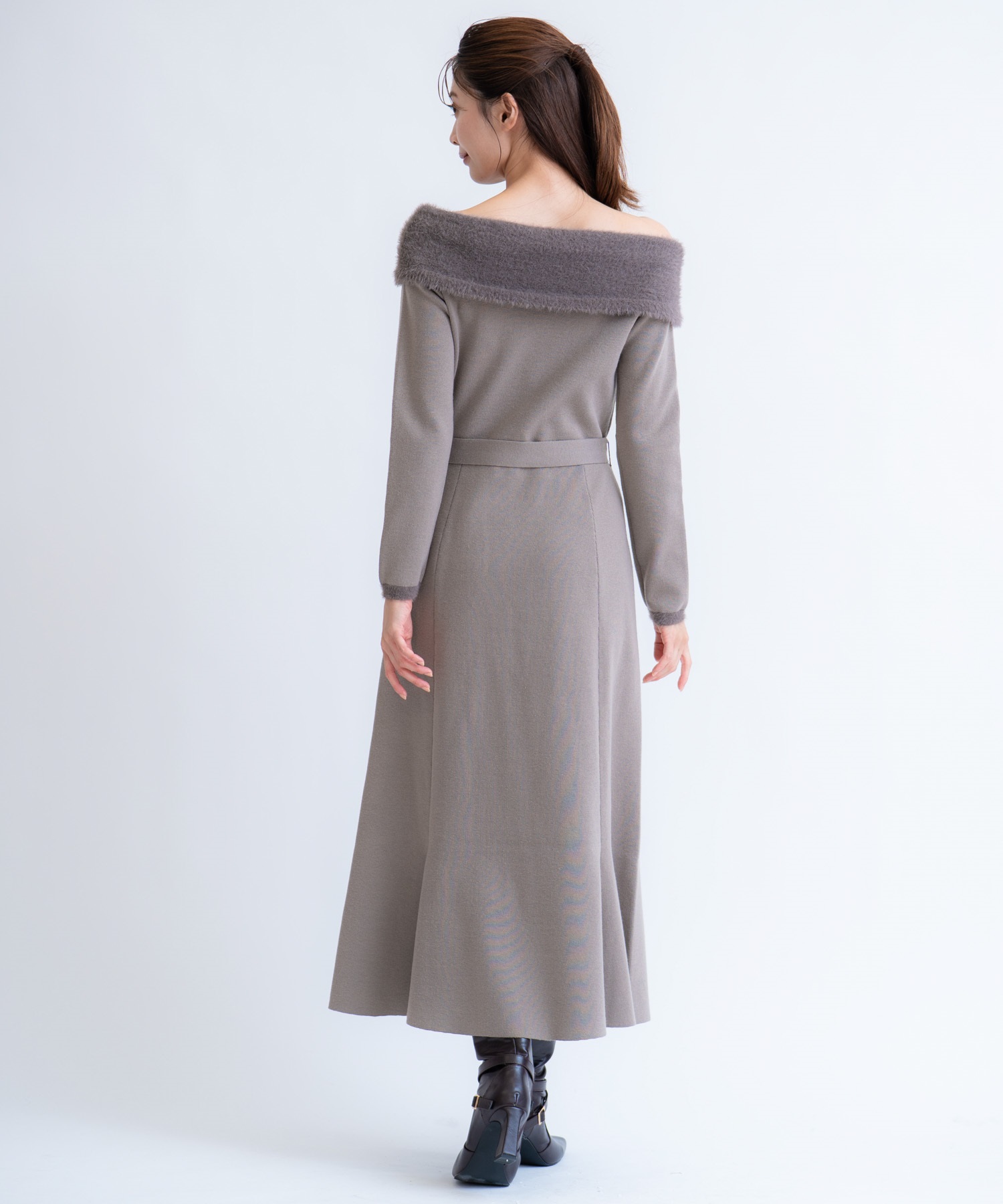 フェザートリム配色ドッキングワンピース | ニットワンピース | NOELA