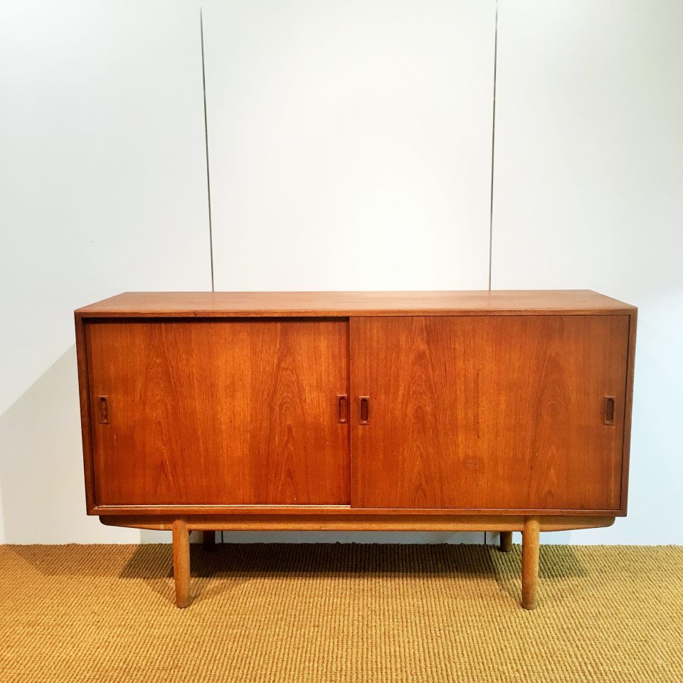 ボーエ・モーエンセン「サイドボード」《ノルディック》