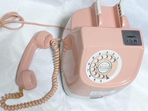電話機器 ＞ ピンク公衆電話機 ＞ NTT 675-A2 ダイヤル式ピンク電話