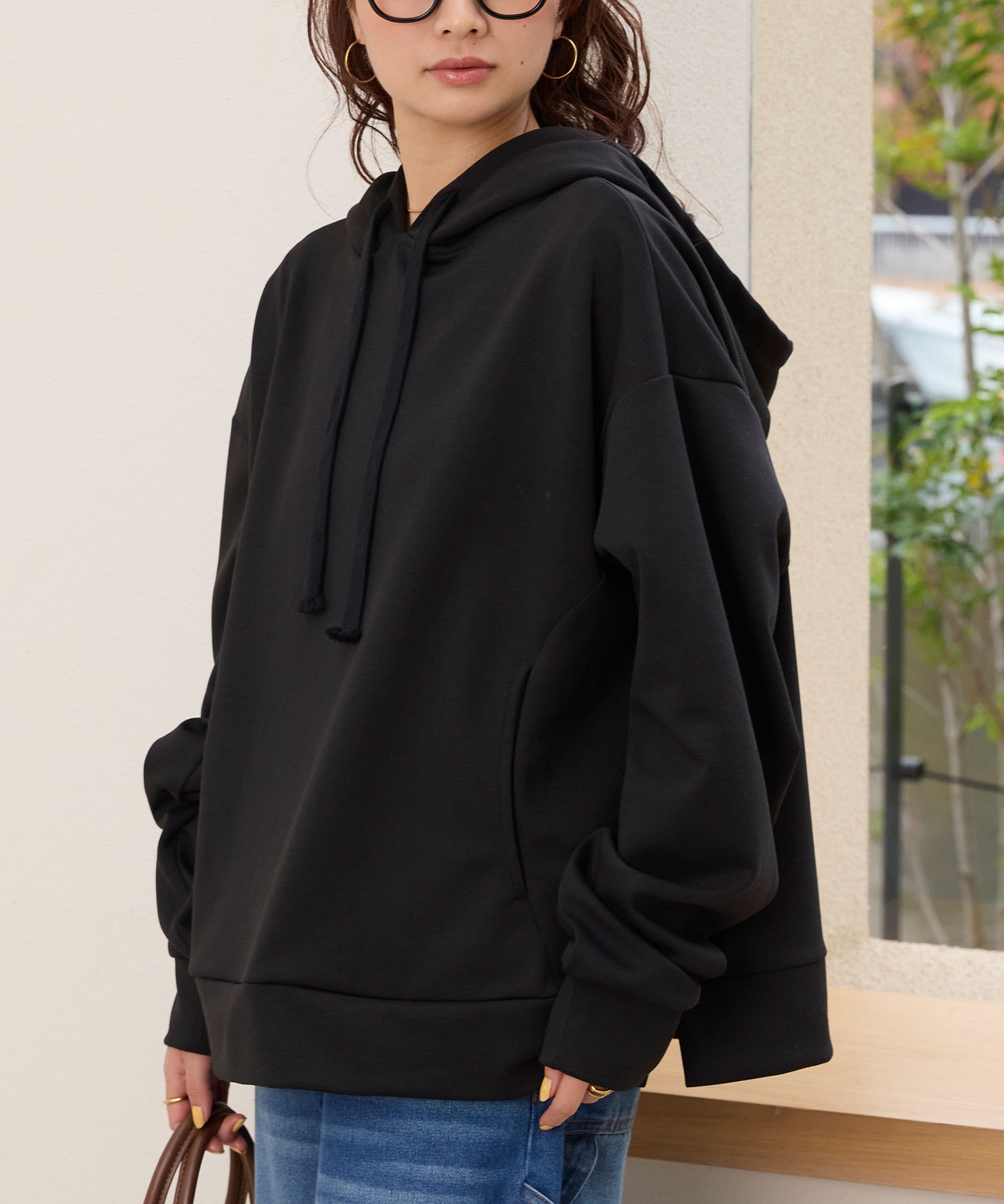 オーバーサイズ サイドスリット ソフトダンボールニットパーカー【THE