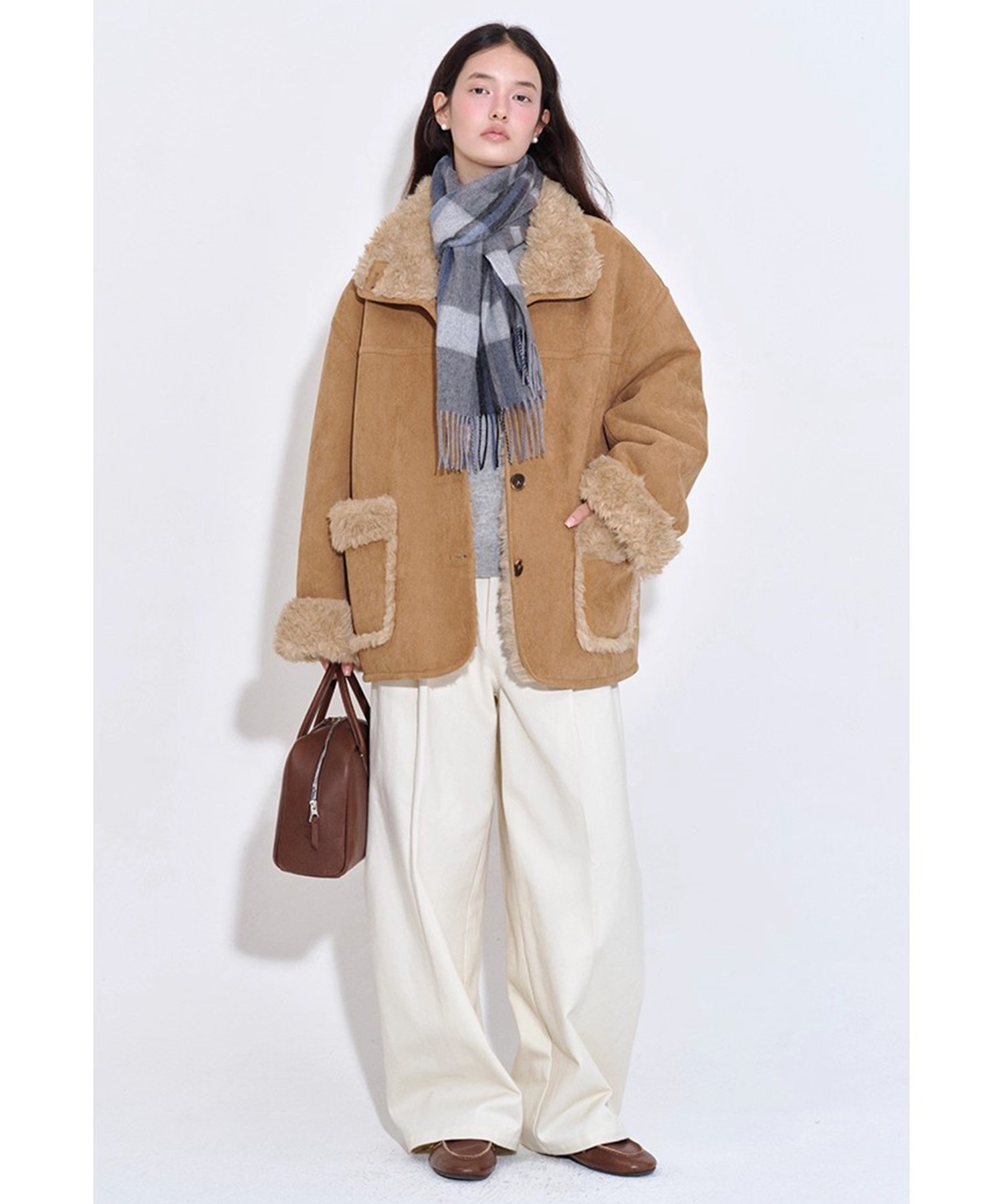 スタンドカラー フェイクファーラペル ムートンジャケット FQ25W136