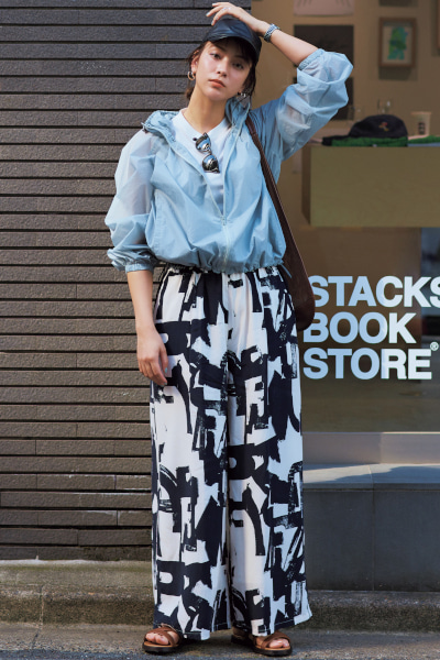 2025年最新】7月の服装おすすめ40選｜上旬・下旬別の快適夏コーデ