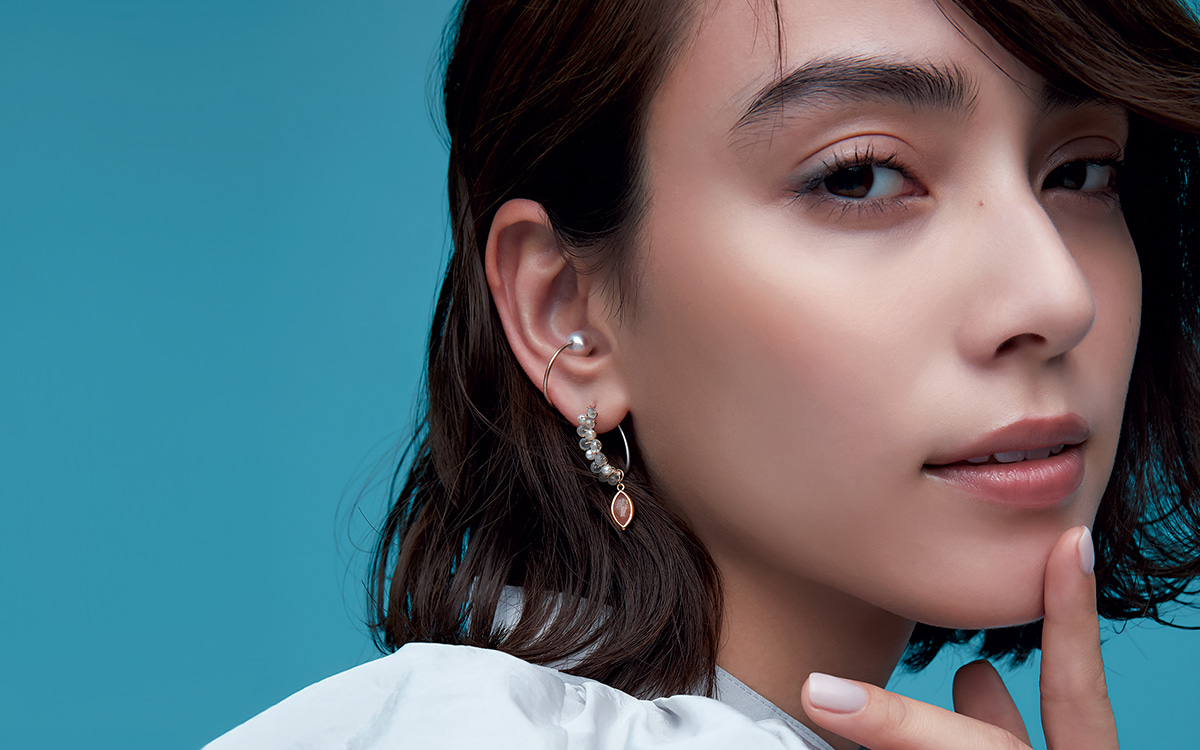 アガット〟のイヤードレスが誘う、「自分らしく耳を装う」幸福感 | Oggi.jp