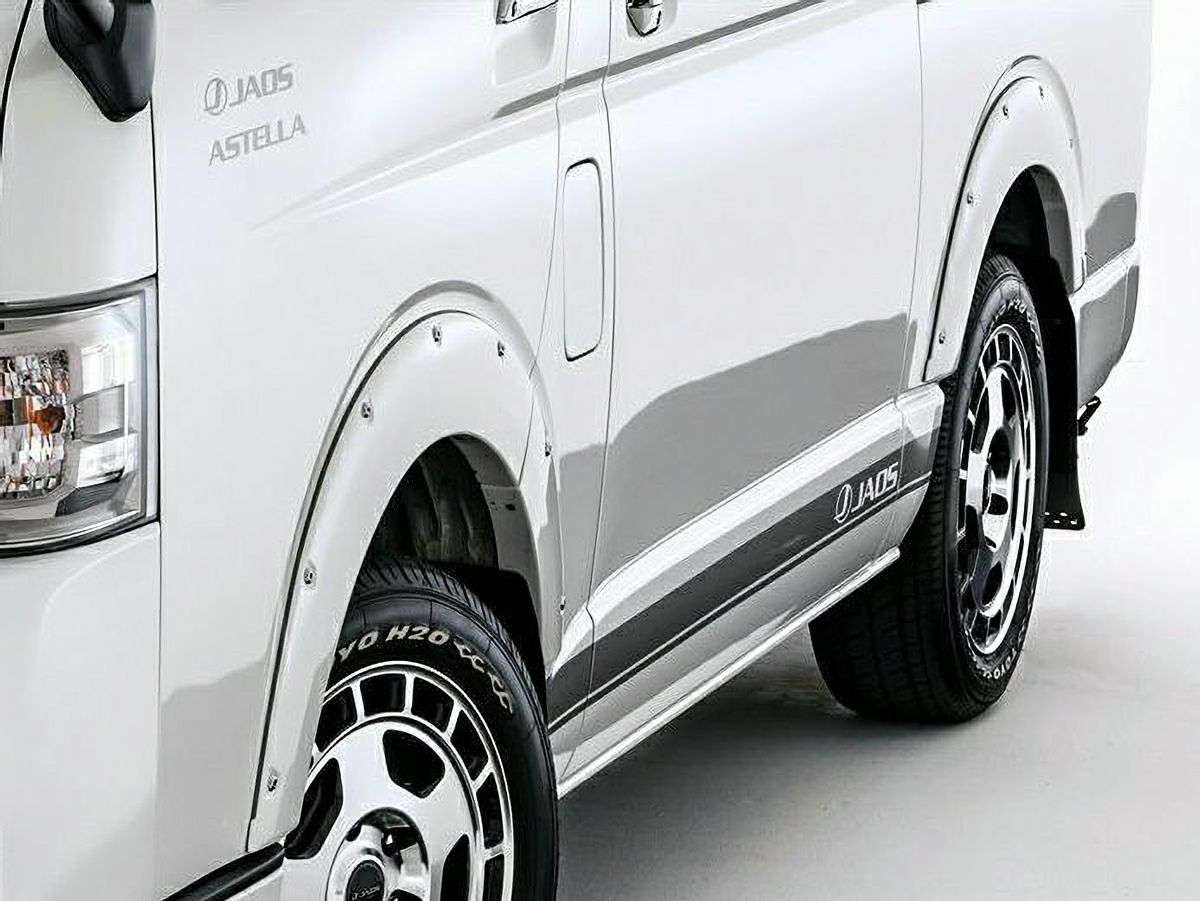 200系ハイエース ユーアイビークル コーナーパネル（交換タイプ） 未