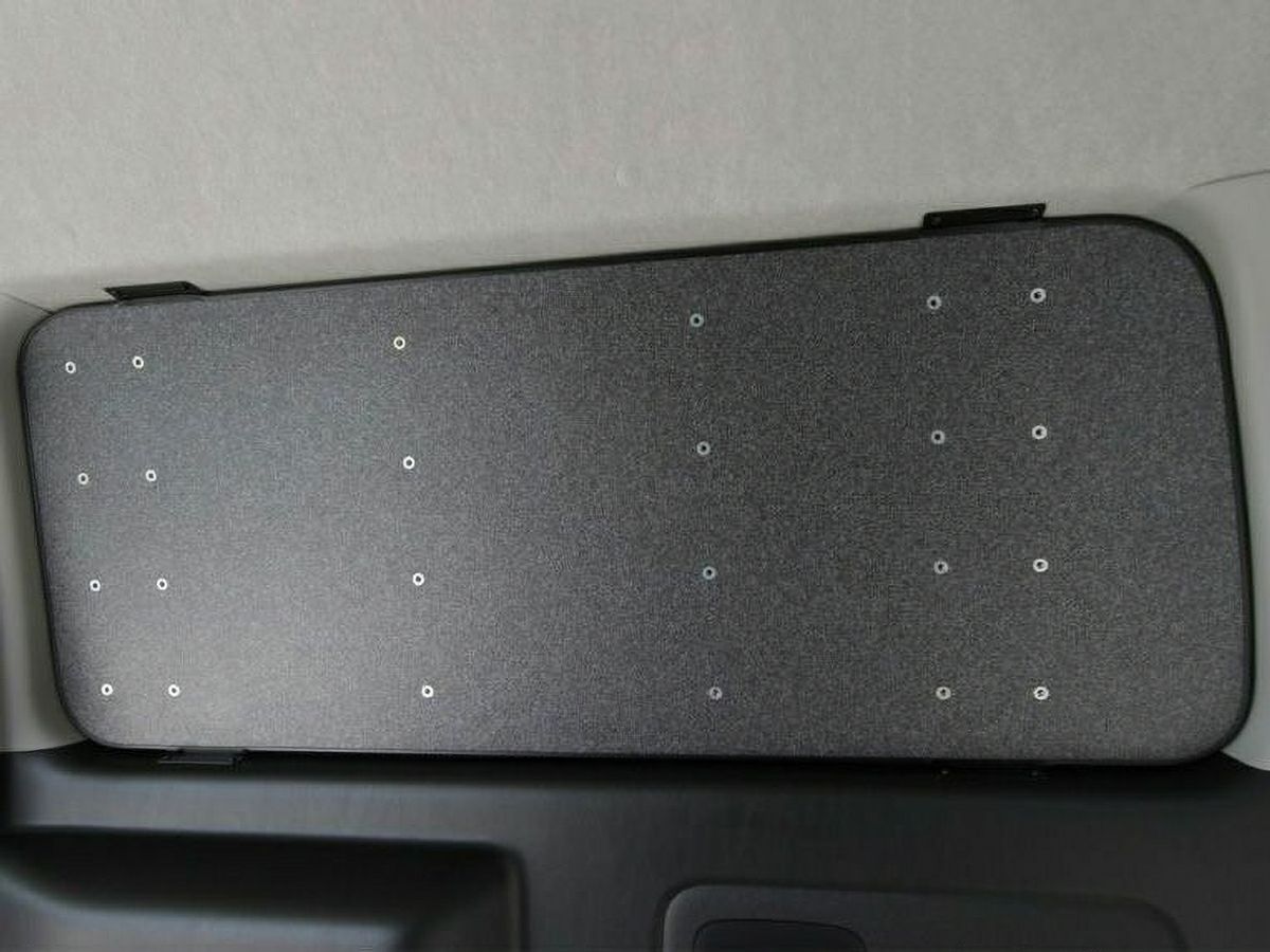 200系ハイエース ESウィンドウパネル（ナット有） 左右セット