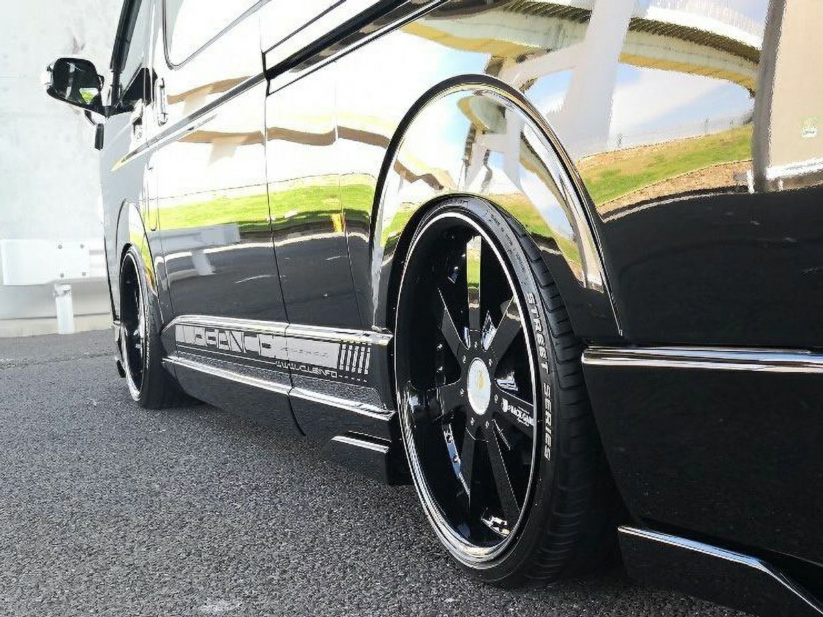 200系ハイエース LEGANCE ABSオーバーフェンダー Ver.3 塗装済み