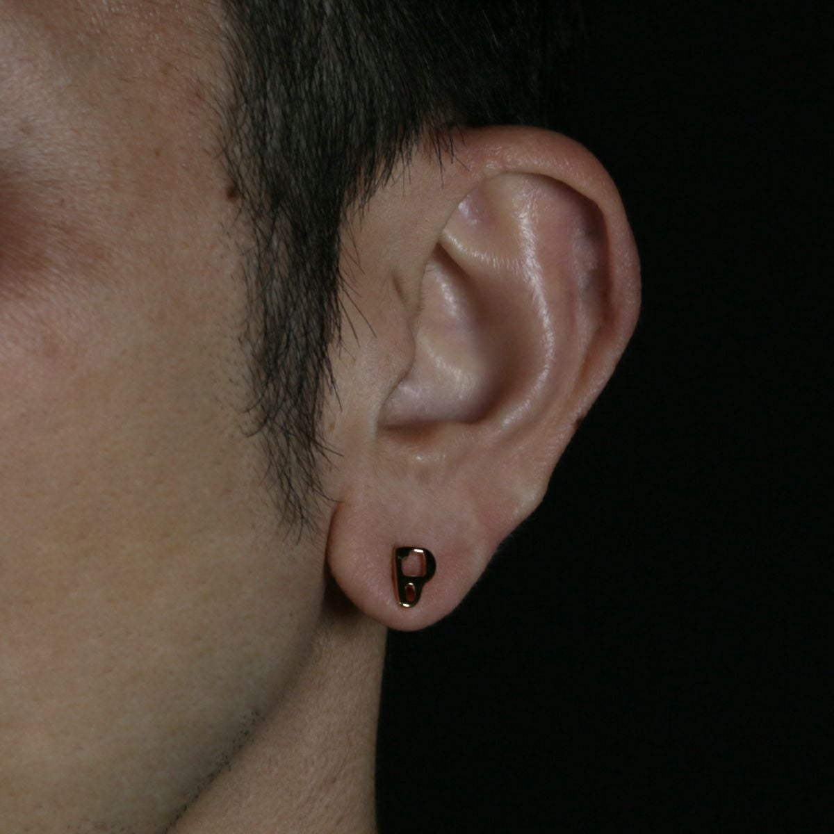 JJO070)ジョジョの奇妙な冒険 黄金の風 Pピアス (片耳用