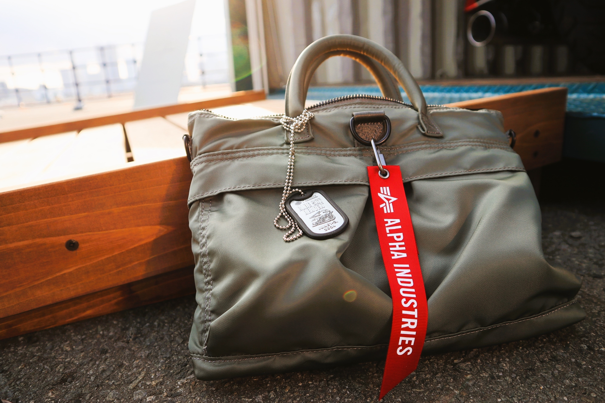 ALPHAミニヘルメットバッグ@BLUE SKY HEAVEN | セレブリティーライフ