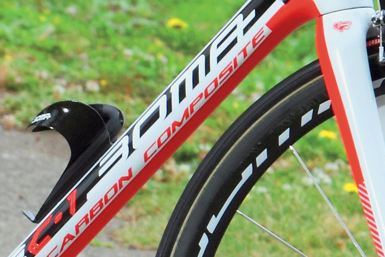 身近なカーボンフレーム、BOMA C-1 サイクルスポーツの特集記事