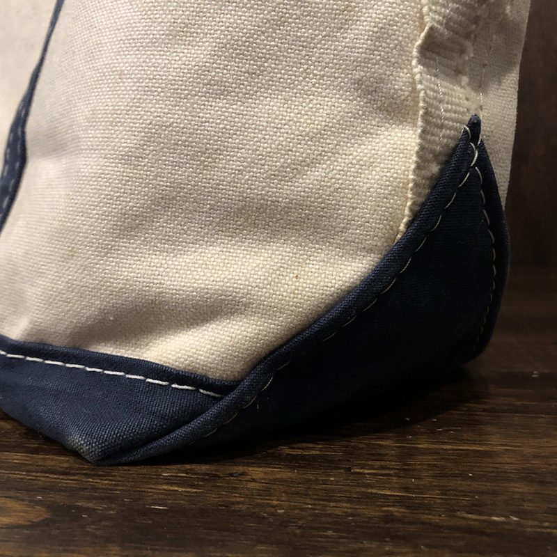 L.L. Bean Boat and Tote Leather Handle Ivory Navy Tote Bag M