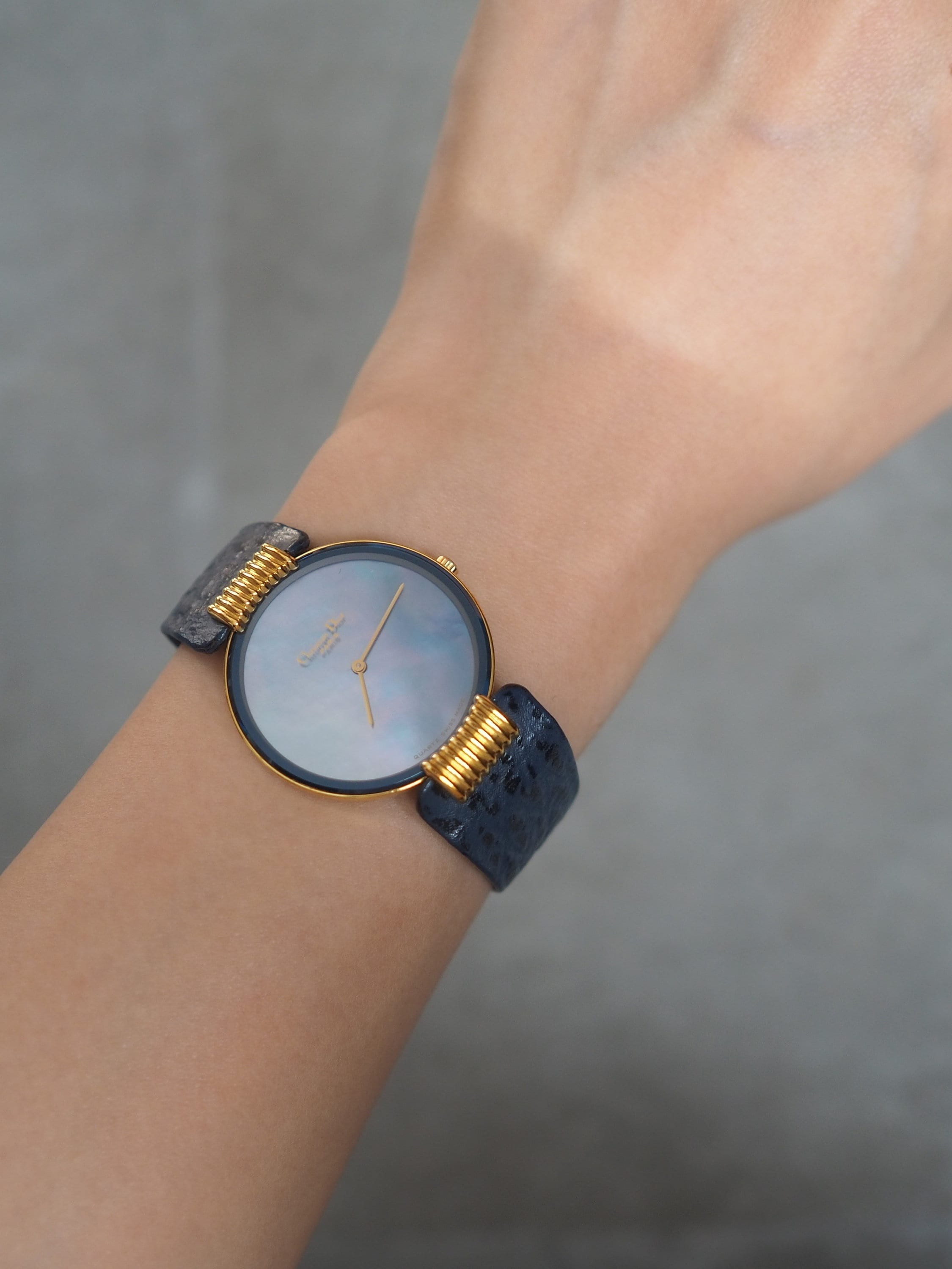 Christian Dior バキラ シェル ウォッチ ブルームーン ヴィンテージ 腕時計