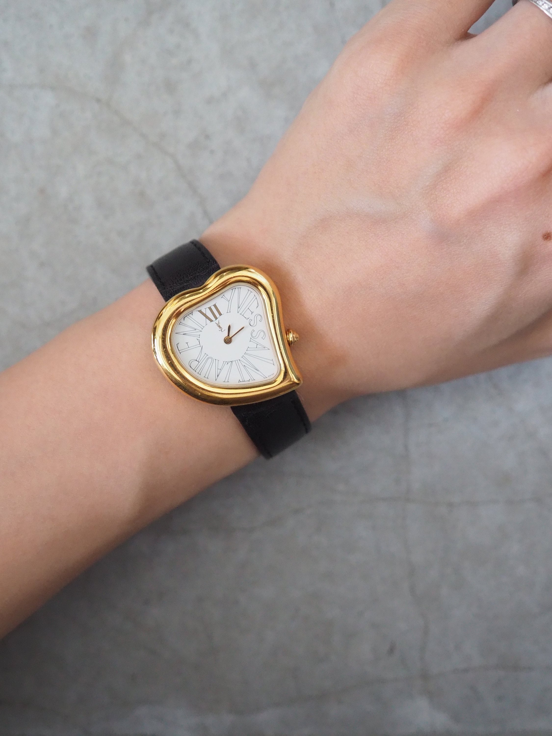 Yves Saint Laurent ハート ウォッチ YSL 時計 腕時計 ヴィンテージ