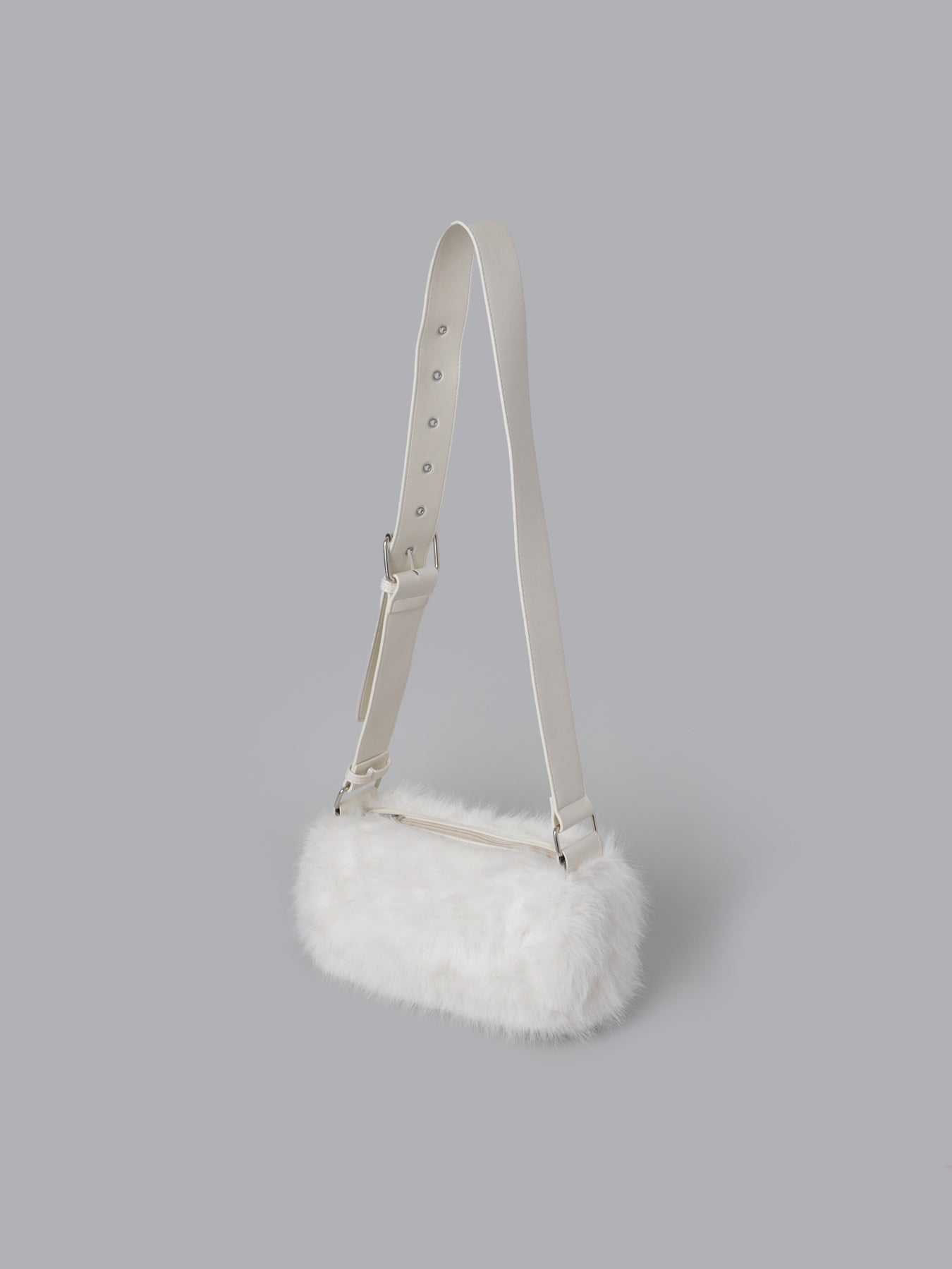 ラウンドベルトファーバッグ