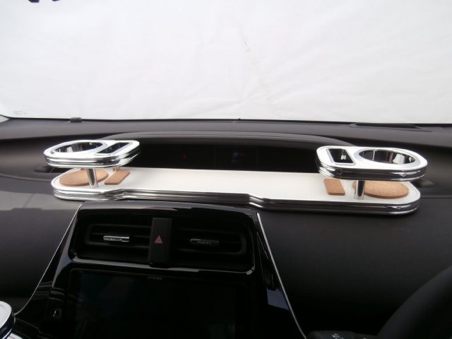 50系プリウス(15/12～) ダッシュ用テーブル 商品詳細│サイドテーブル