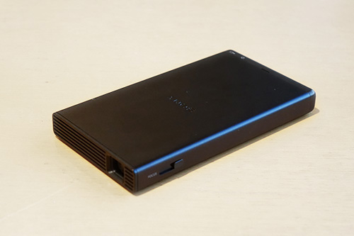 これは凄すぎ！モバイルプロジェクター「MP-CD1」実機レビュー