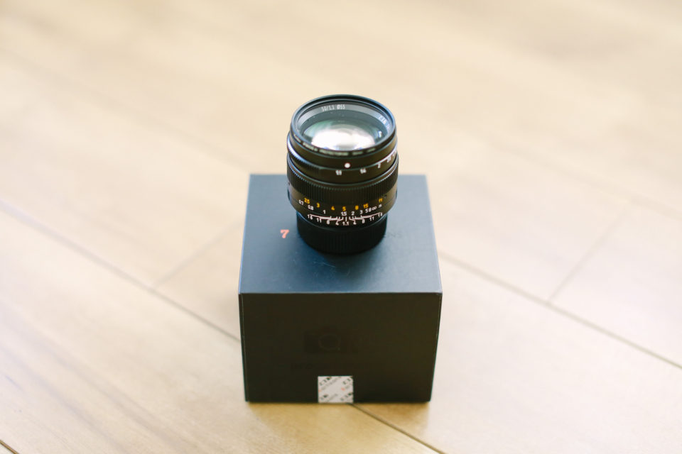 中国製 7Artisans（七工匠）50mm F1.1単焦点レンズを買いました