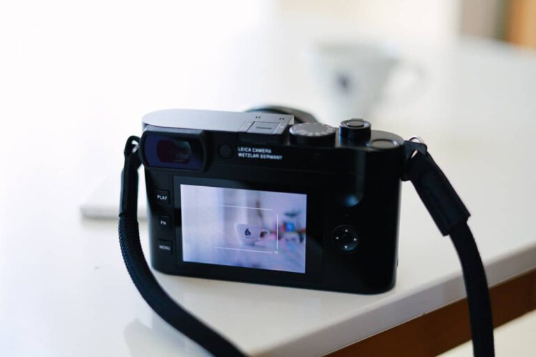 ライカの28mm単焦点コンパクトデジカメ「LEICA Q2」を買いました