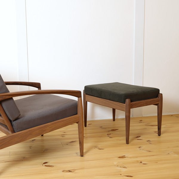 ペーパーナイフソファ｜宮崎椅子製作所（カイ・クリスチャンセン