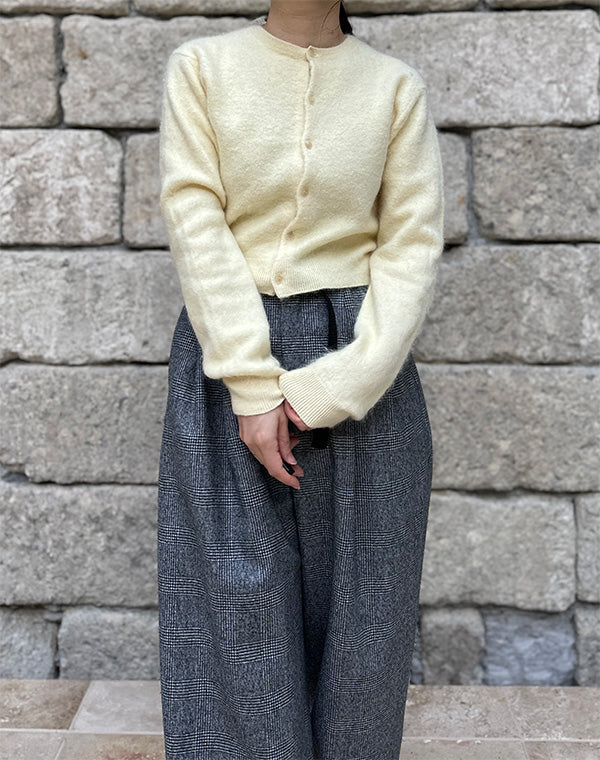AURALEE オーラリー｜GARMENT-DYED BABY ALPACA FUR KNIT CREW-NECK