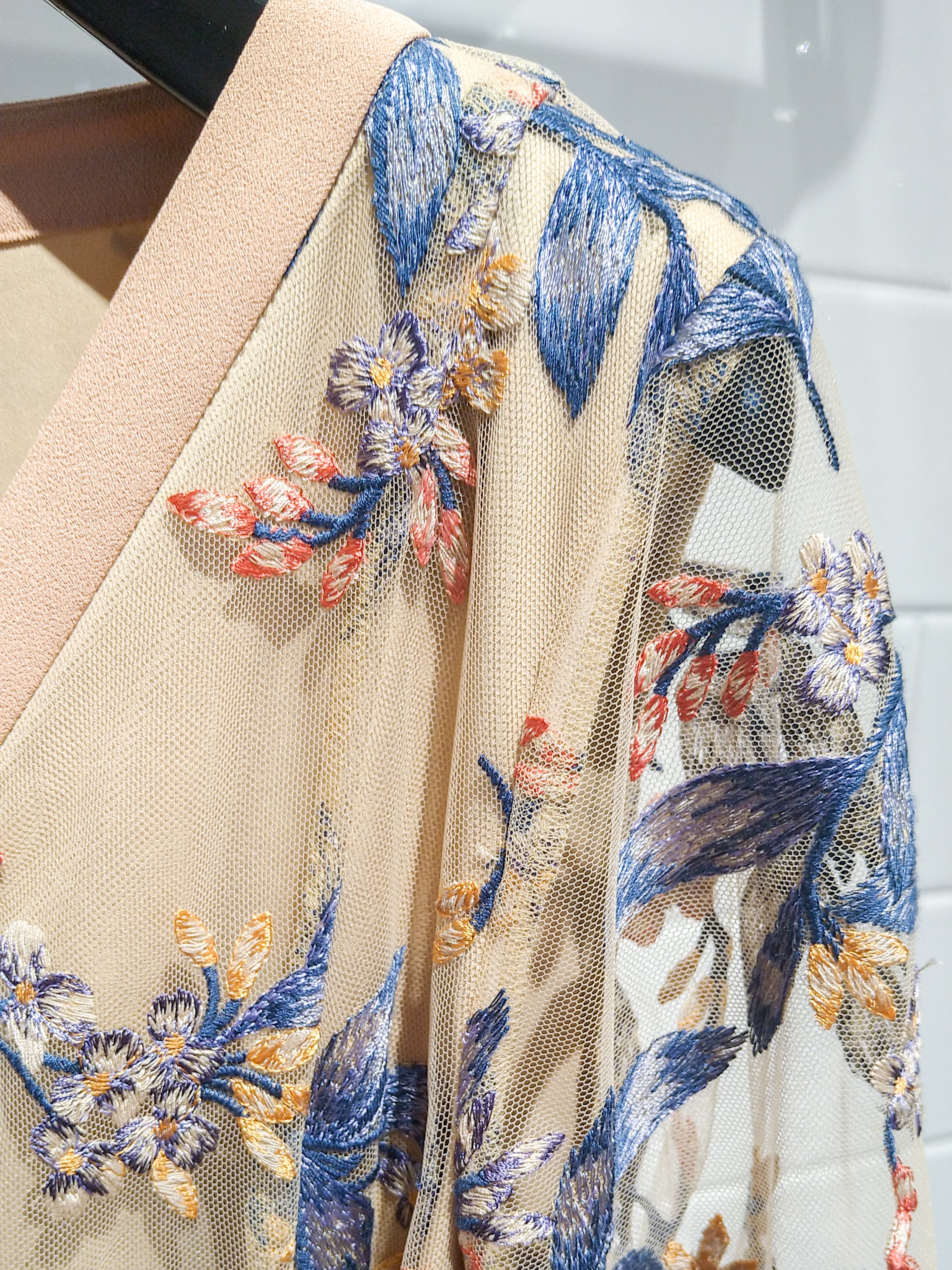 仙台パルコ】フラワー刺繍フレアワンピース ベージュ 36(36 ベージュ