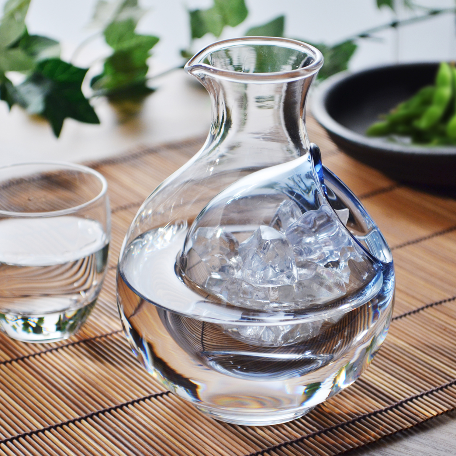 徳力 ショットグラス？ 銀製 ショットグラス・銀と黒 | iichi 日々の