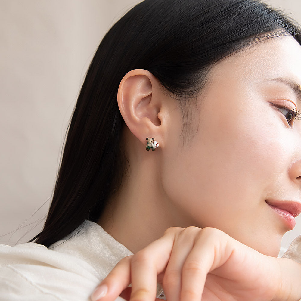 Ayatorie/アヤトリエ】小さなくまの野球ピアス – OSEWAYAオンラインストア