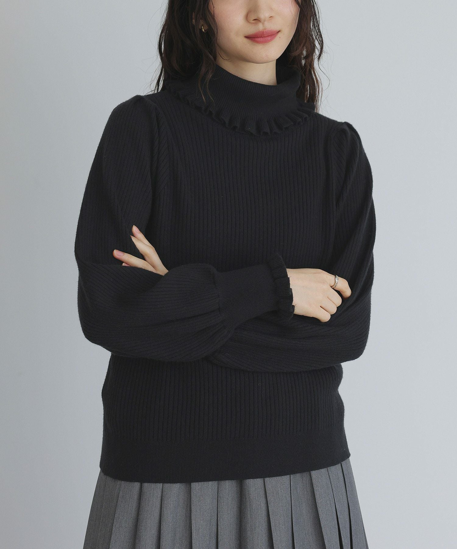 somari imaginationフリルタートルネックニットプルオーバー』