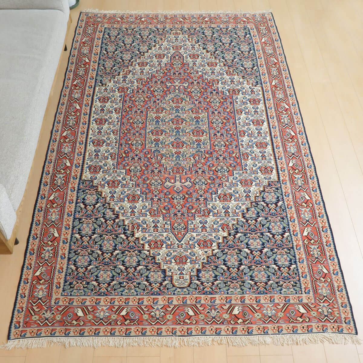 キリム・サナンダジ（ビジャー）261×165cm（KX-306） – ギャッベ