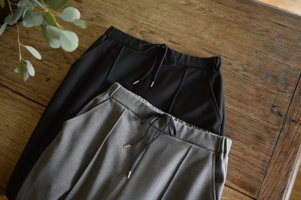 洗える裏起毛のあったかテーパードパンツ – OURHOME