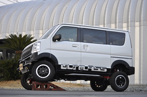 徳島 の ジムニー専門店 スズキコンプリート販売徳島 アウトクラスカーズ