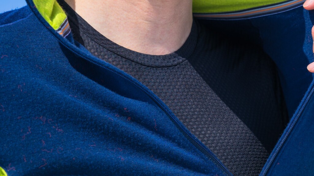 ホンモノの快適さを知る山好きが冬の日常に愛用している980円の