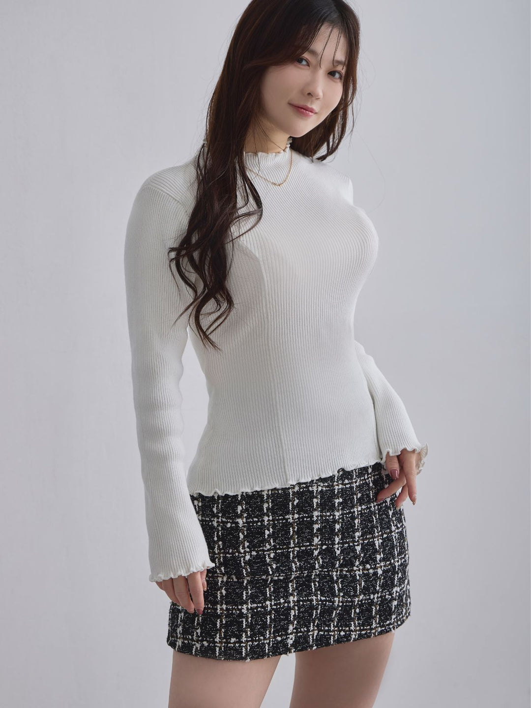 メローパネルニット：ホワイト│胸が大きな女性のためのファッション