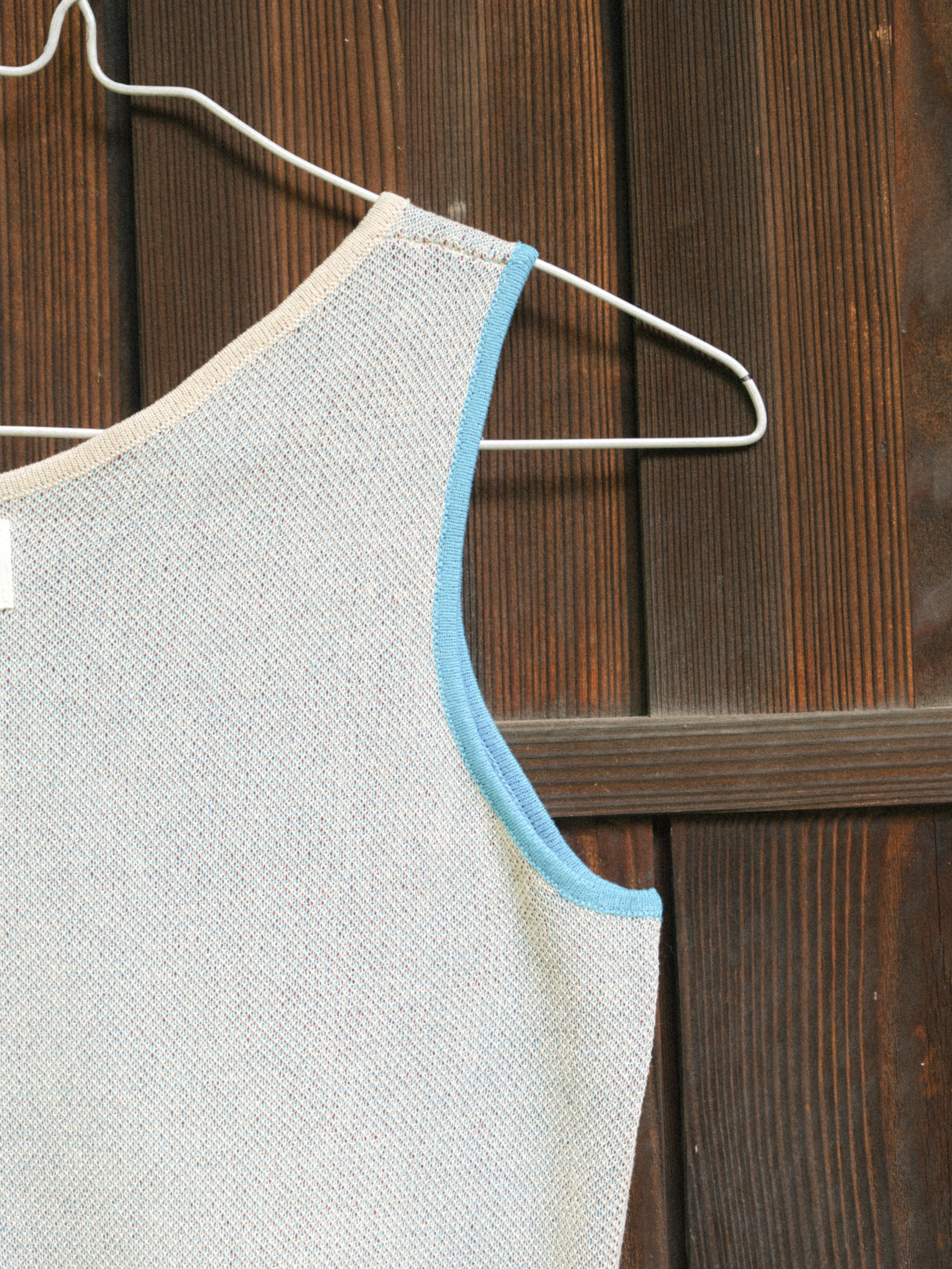 寛大なインテリアのニットタンク – pamm.officialstore