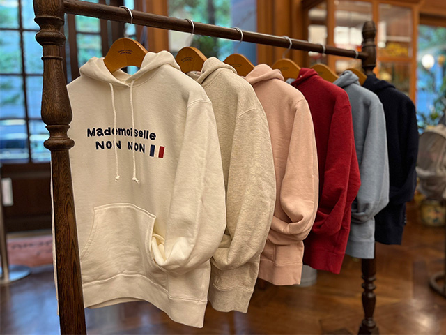 Mademoiselle NONNON 『吊り裏毛パイル プルオーバーパーカー