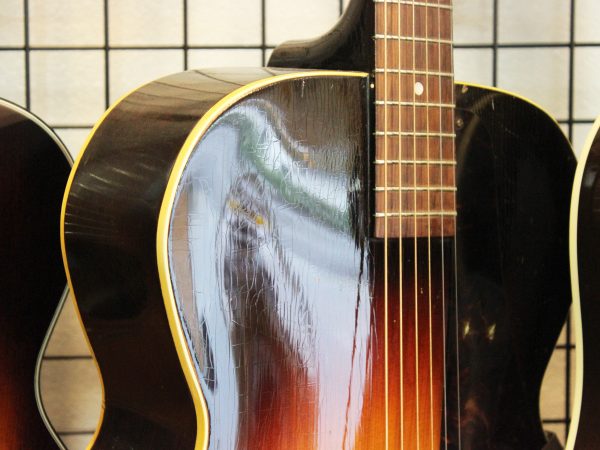 ヴィンテージのアーチトップ/ピックギター入荷！！Gibson L-50ご紹介